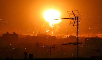 Iran wählt neuen Anführer und betont Kampfbereitschaft - Israel setzt Angriffe fort