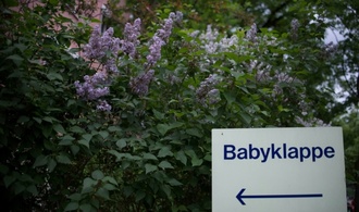 Toter Säugling in Babyklappe in Leipzig: Mutmaßliche Mutter meldet sich