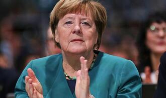 EU-Parlament: Merkel soll Europäischen Verdienstorden erhalten