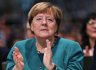 EU-Parlament: Merkel soll Europäischen Verdienstorden erhalten