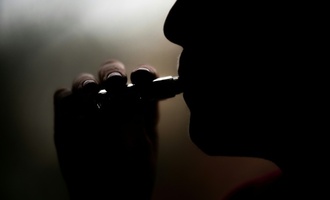 BGH entscheidet über Alterskontrolle bei Kauf von leeren Tanks für E-Zigaretten