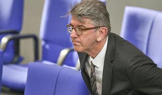 Weimer verteidigt Vorgehen bei Buchhandlungspreis