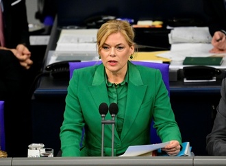 Klöckner in Kiew eingetroffen - Rede vor ukrainischem Parlament geplant