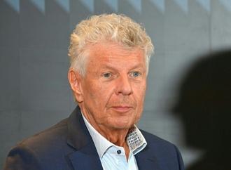 Schwaches Wahlergebnis: Münchens Oberbürgermeister Reiter zieht sich bei FC Bayern zurück