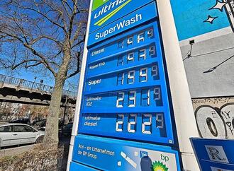 Bundesregierung will Preiserhöhungen an Tankstellen limitieren