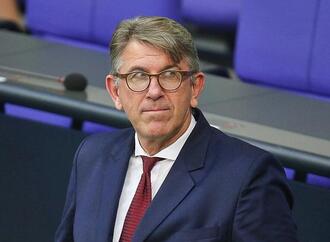 Börsenverein des deutschen Buchhandels kritisiert Weimer scharf