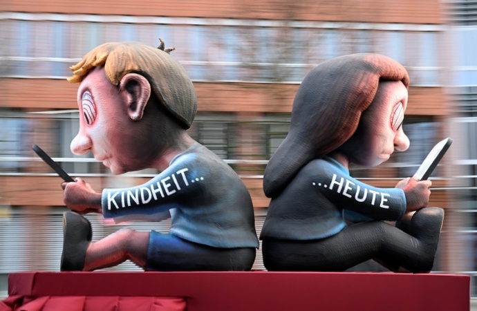 Kommission zu Social Media will ''in Ruhe arbeiten'' und bittet um Respekt