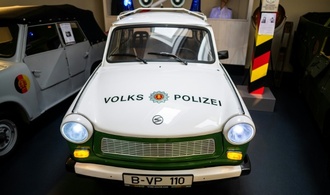 Falsche Polizisten mit DDR-Ausweisen: Betrugsversuch in Leipzig scheitert