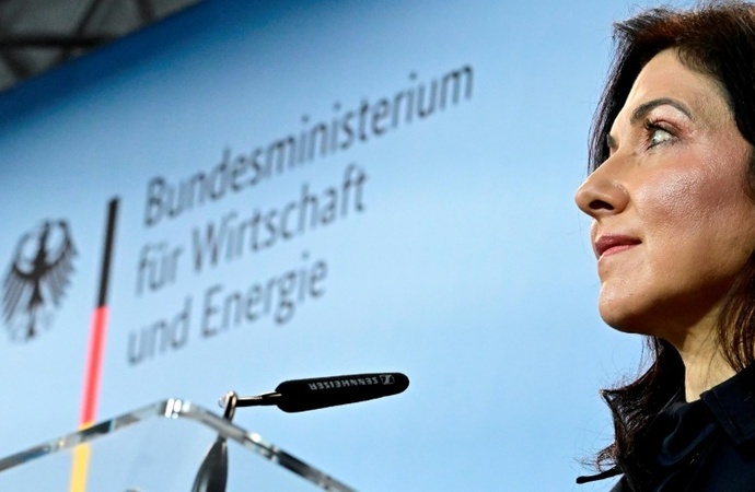 Bericht: Reiches Ministerium ließ E-Mail-Konten von Beamten durchsuchen