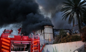 AFP-Journalisten: Explosionen und Rauchwolken in Tel Aviv nach neuen iranischen Angriffen