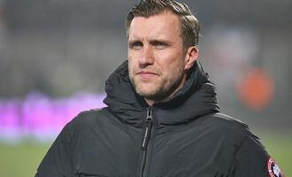 Krösche weist Spekulationen über Eintracht-Abgang zurück