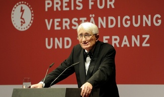 Steinmeier und Merz würdigen verstorbenen Philosophen Habermas