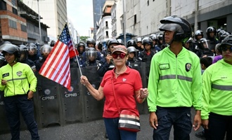 Erstmals seit sieben Jahren US-Flagge an Botschaft in Venezuela gehisst