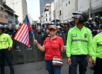 Erstmals seit sieben Jahren US-Flagge an Botschaft in Venezuela gehisst
