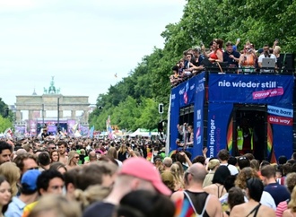 Queer-Beauftragte will Kanzler Merz zu Christopher Street Day einladen