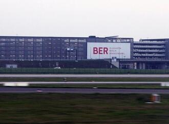 Warnstreik: Flughafen BER stellt am Mittwoch Flugverkehr ein