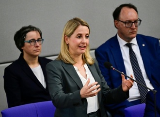 Bauministerin Hubertz fordert Mutterschutz für selbstständige Frauen