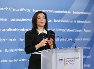 Reiche will Spritpreis-Maßnahmenpaket bis Anfang April abschließen