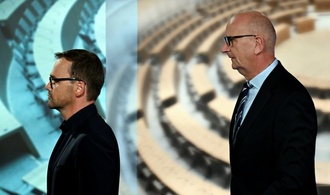 Start der rot-schwarzen Landesregierung: Neue Minister in Brandenburg vereidigt