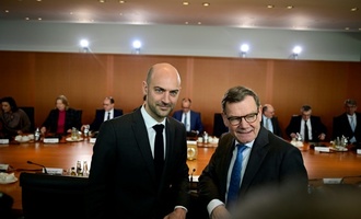 Wadephul und Frankreichs Außenminister rufen im Iran-Krieg zur Deeskalation auf