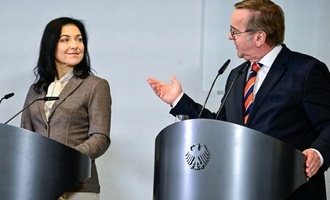 Reiche und Pistorius beraten mit Verteidigungsindustrie über Produktionsausbau