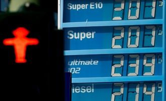 Union-Arbeitnehmerflügel fordern höhere Kilometerpauschale wegen höherer Spritpreise