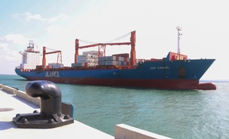 Iran-Krieg: Tausende Luxuswagen auf Weg nach Dubai auf kenianischer Insel gestrandet