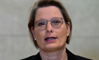 Parteiübergreifend Forderungen nach schärferem Vorgehen gegen digitale Gewalt