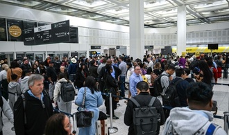 Haushaltsstreit: Trump kündigt Einsatz von ICE-Mitarbeitern an Flughäfen an