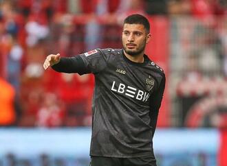 1. Bundesliga: Stuttgart gewinnt haushoch in Augsburg