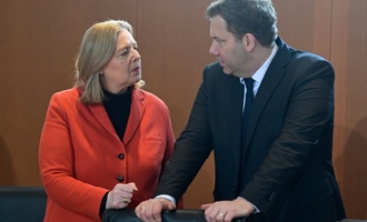 Spitzengremien der Bundesparteien beraten über Ergebnis der Landtagswahl