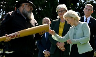 Abkommen mit Australien: Von der Leyen will Rohstoffe für Unternehmen sichern