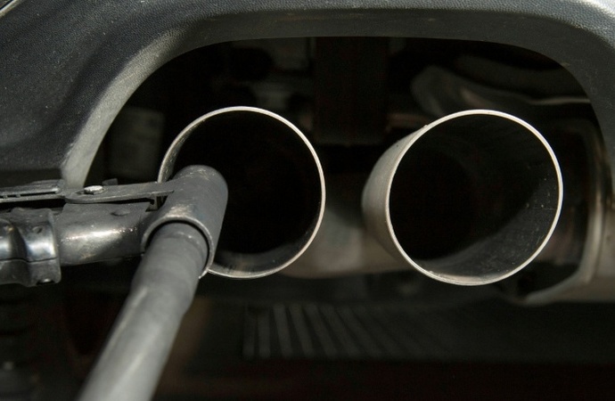 Klimaklagen scheitern: BGH verpflichtet Autobauer nicht zu früherem Verbrenner-Aus