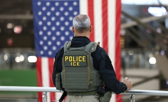 Trump-Regierung setzt ICE-Mitarbeiter an Flughäfen ein