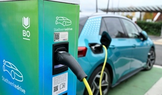 Schwacher EU-Neuwagenmarkt im Februar - Verbrenner-Anteil weiter rückläufig