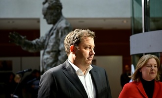 Bericht: Klingbeil plant Abschaffung des Ehegattensplittings