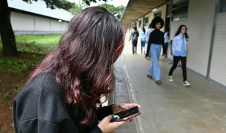 Social-Media-Verbot: Britische Teenager testen in Pilotprojekt verschiedene Modelle