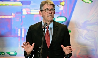 Merz stellt sich hinter umstrittenen Staatsminister Weimer