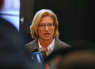 Rehlinger sieht Mehrwertsteuer-Erhöhung skeptisch