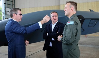 Pistorius erwägt Kauf von australischen Kampfdrohnen