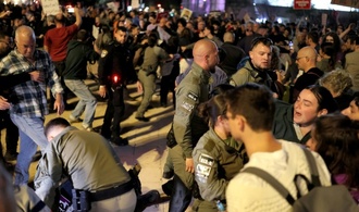 Hunderte Israelis protestieren gegen Iran-Krieg