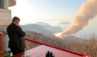 Nordkorea testet im Beisein von Machthaber Kim neuen Raketenantrieb