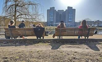 Wetterdienst: März war außergewöhnlich sonnig und niederschlagsarm