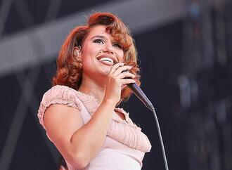 Johannes Oerding an Spitze der Album-Charts - Raye auf Platz drei