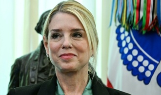Als zweite im Kabinett: Trump feuert Justizministerin Pam Bondi