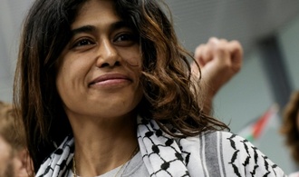 Frankreich: EU-Abgeordnete wegen ''Rechtfertigung von Terrorismus'' in Polizeigewahrsam genommen