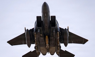 Trump: Zweites Crew-Mitglied von abgeschossenem US-Kampfjet im Iran gerettet