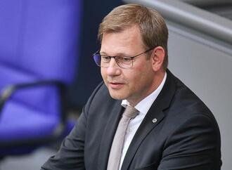 Union verteidigt Auslands-Genehmigungspflicht