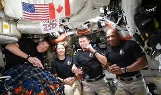 Artemis-2-Astronauten nach Rekord auf dem Rückweg zur Erde