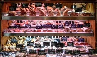 Deutsche essen wieder mehr Fleisch - vor allem Geflügel